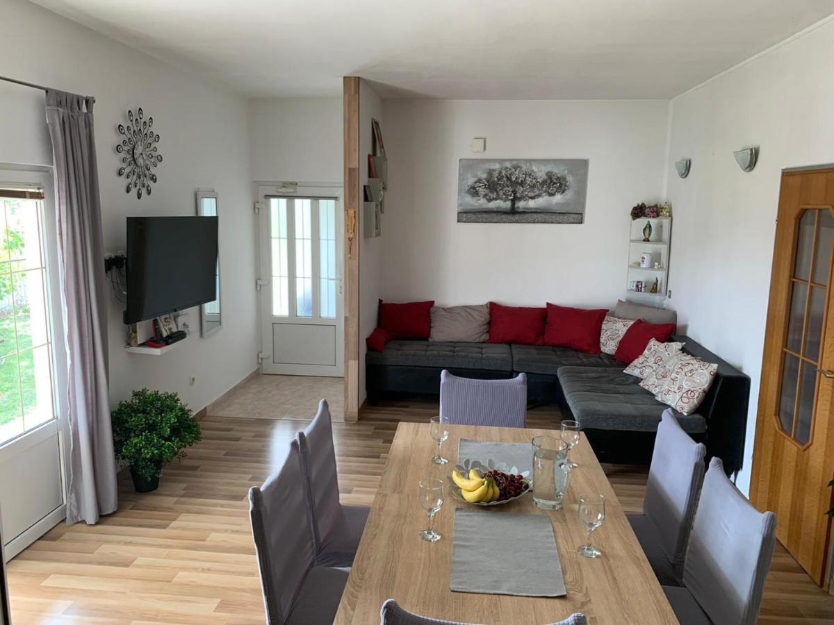 Apartmani Bilic Dugi Rat Luaran gambar